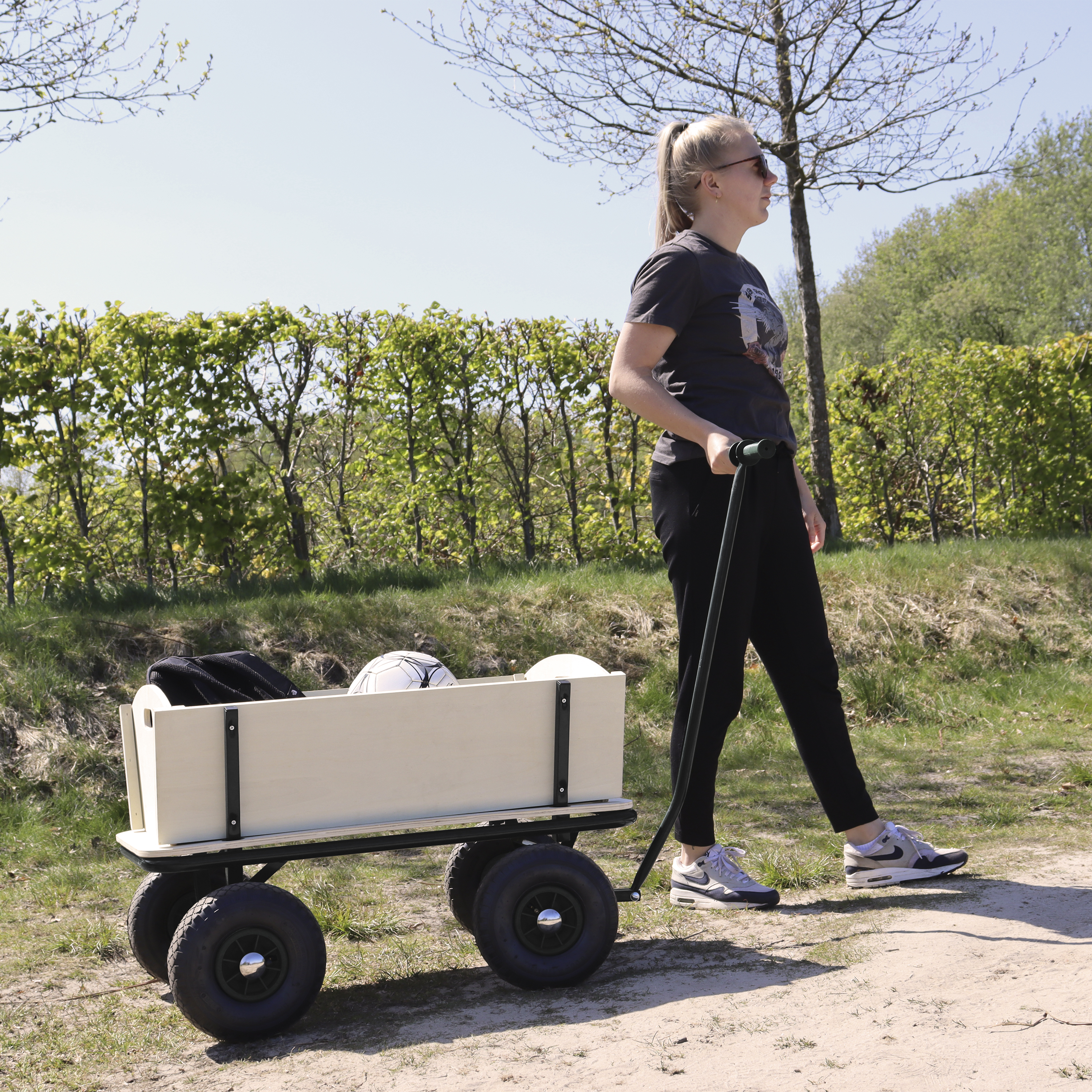 Billy Beach Wagon Zwart