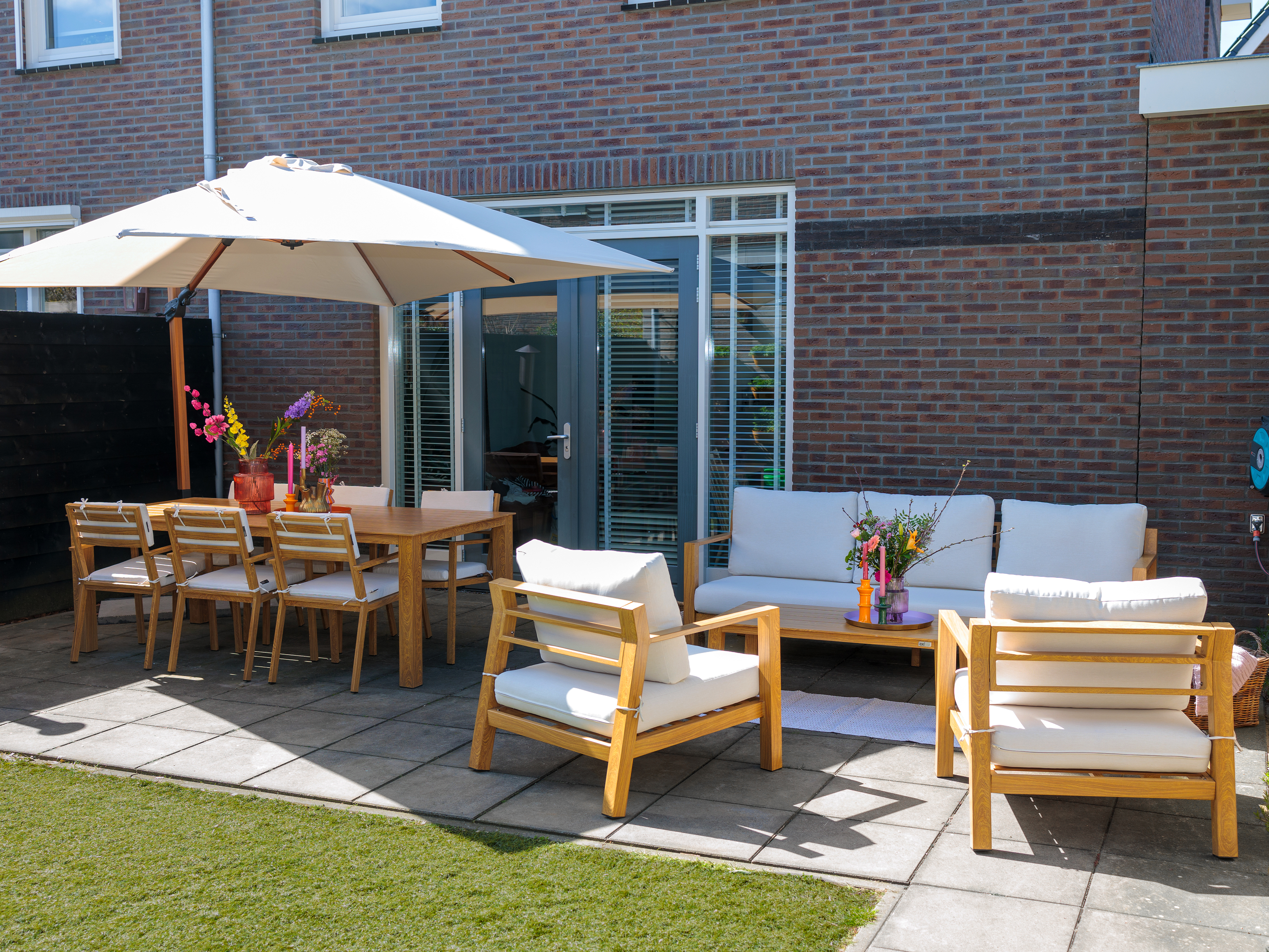 Jada Tuinset met 6 stoelen Houtlook/beige