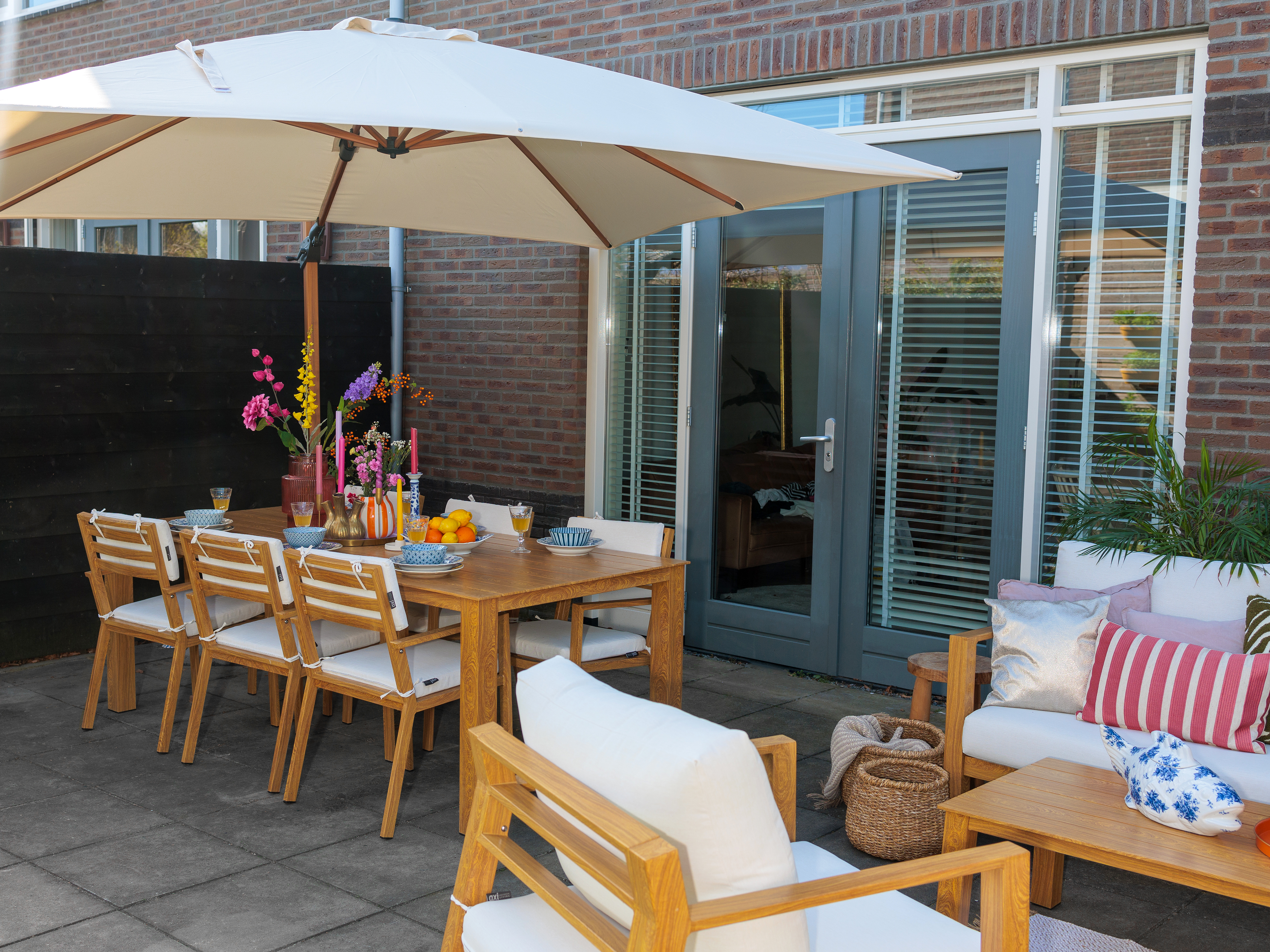 Jada Tuinset met 6 stoelen Houtlook/beige