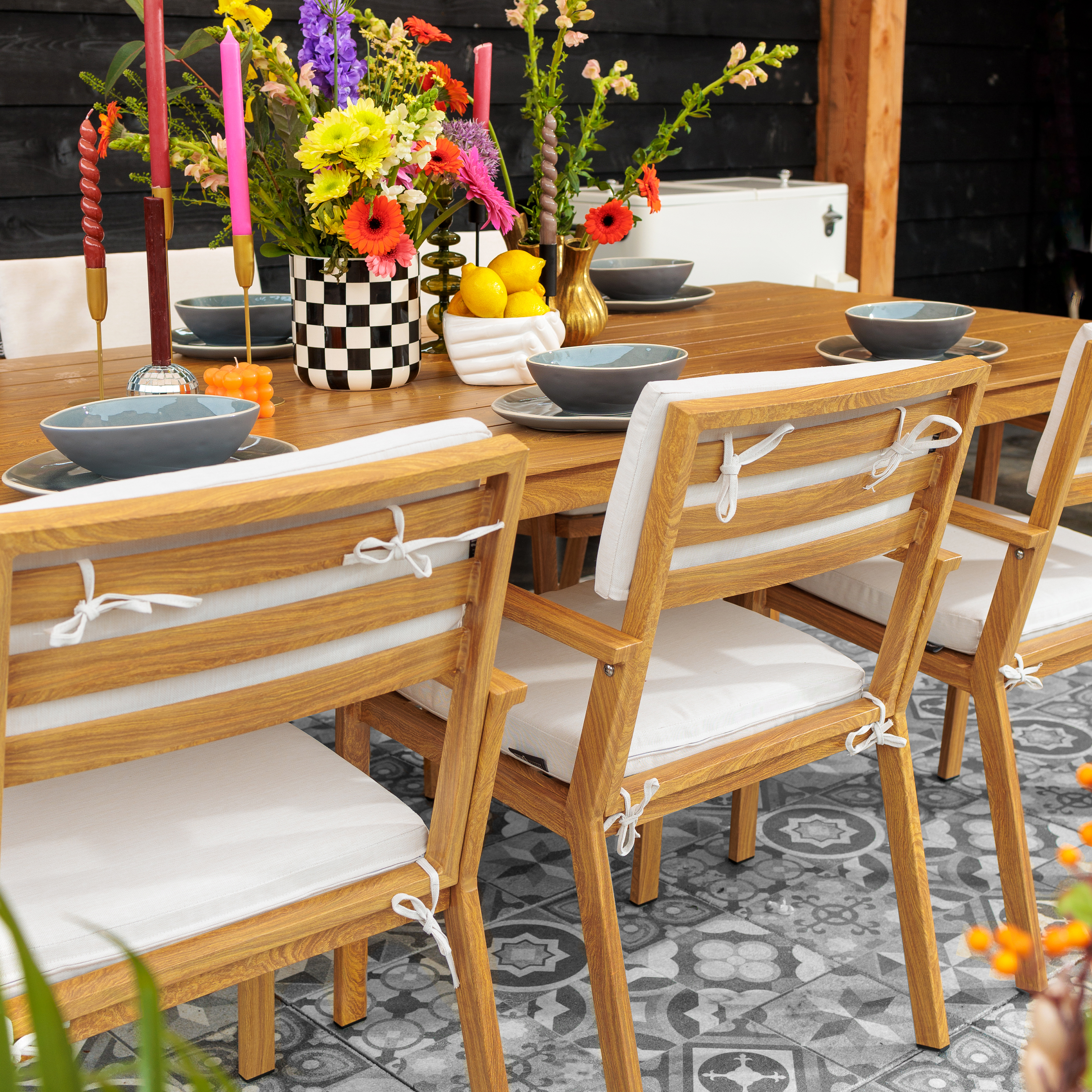 Jada Tuinset met 6 stoelen Houtlook/beige